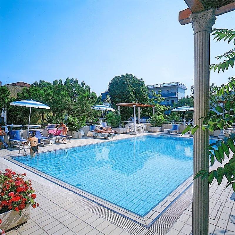 Hotel Nettuno チェゼナーティコ エクステリア 写真